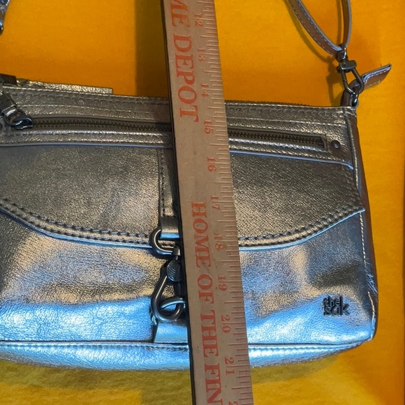 The Sak Pyrite Leather (Genuine) Crossbody/Shoulder Bag, Preowned - Picture 6 of 16